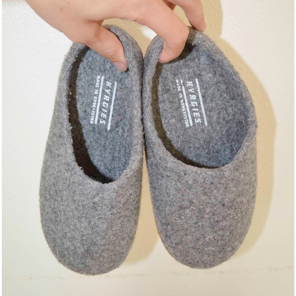 Kyrgies Wool Felt Slippers Size 35